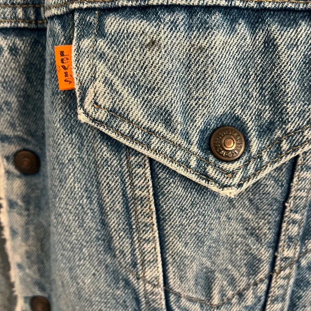 Vintage Levi’s Sherpa Lined Denim‎ Jacket – Made in USA